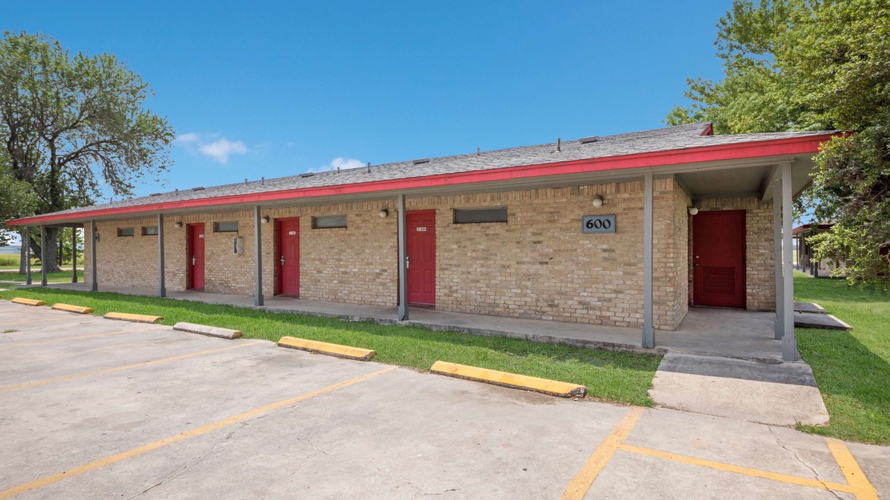 Photo of Outdoor in Lockhart