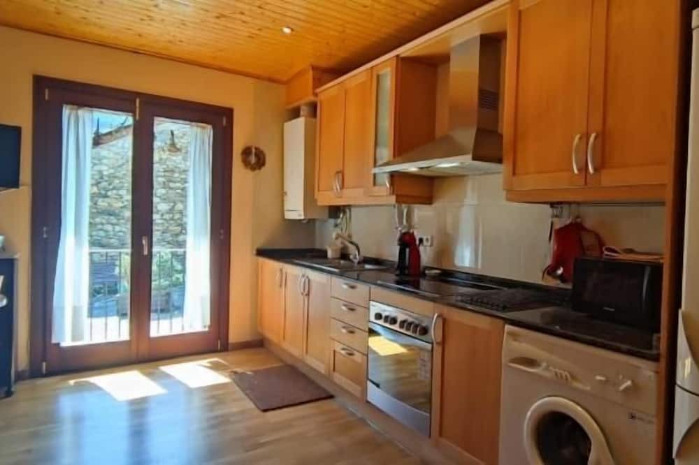 Photo of Kitchen in Barruera
