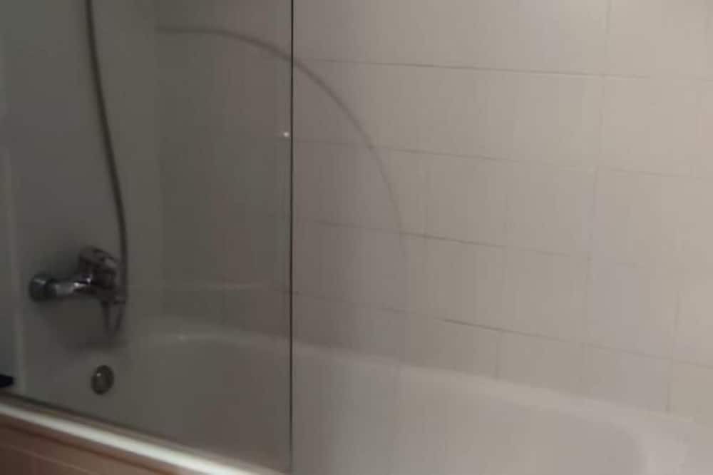 Photo of Bathroom in Barruera