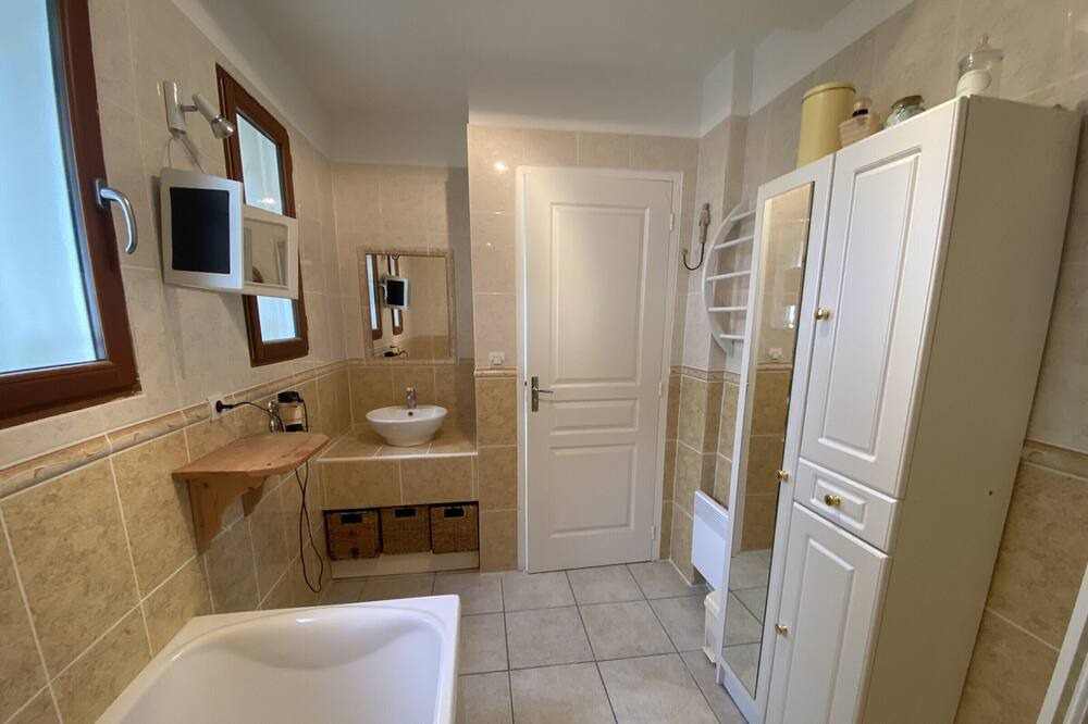 Photo of Bathroom in Bretignolles-sur-Mer