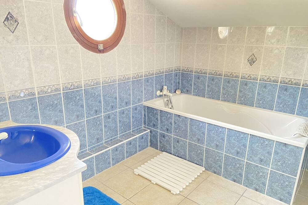 Photo of Bathroom in Bretignolles-sur-Mer