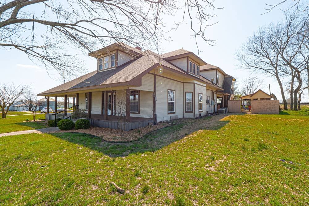 Photo of Outdoor in Farmersville