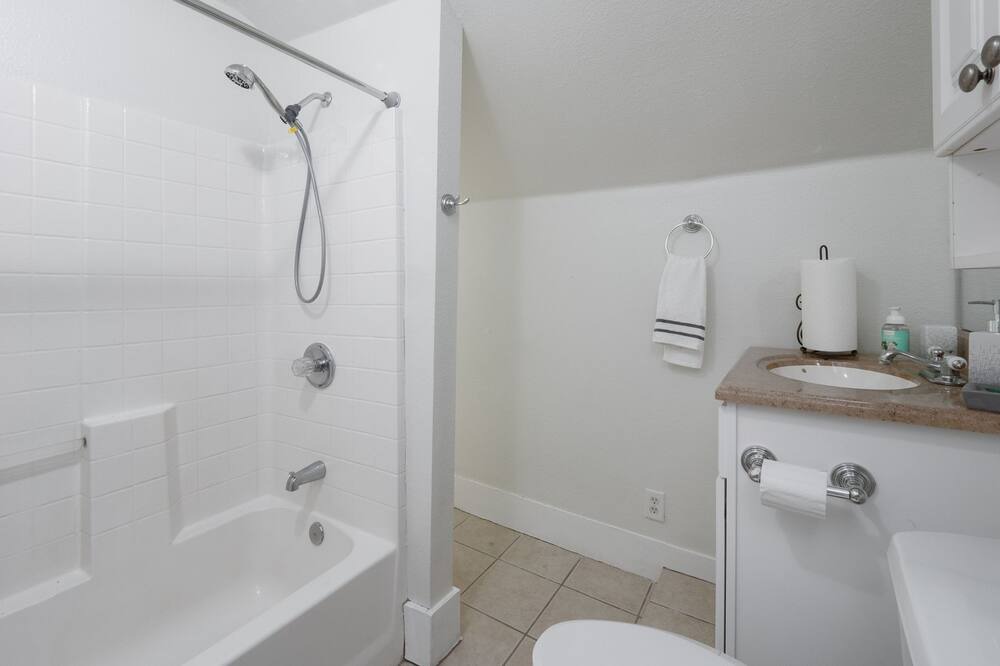 Photo of Bathroom in Farmersville