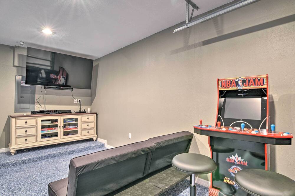 Photo of Bedroom in Veranda Palms