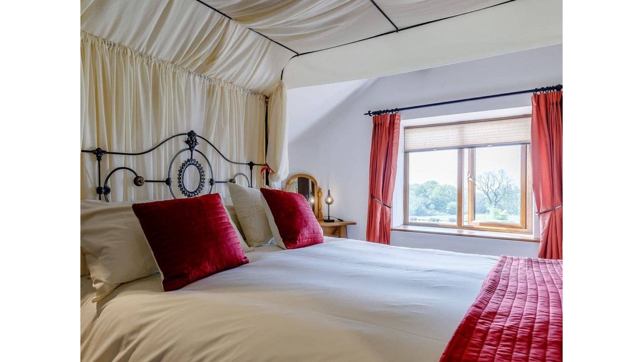 Photo of Others in Endon