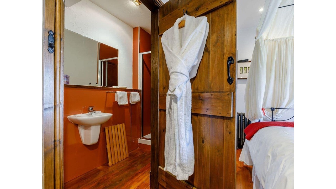 Photo of Others in Endon