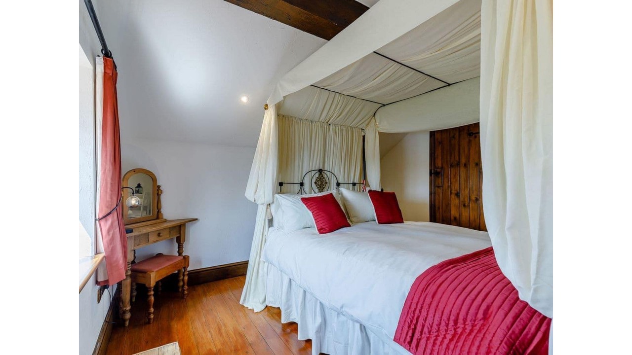 Photo of Others in Endon