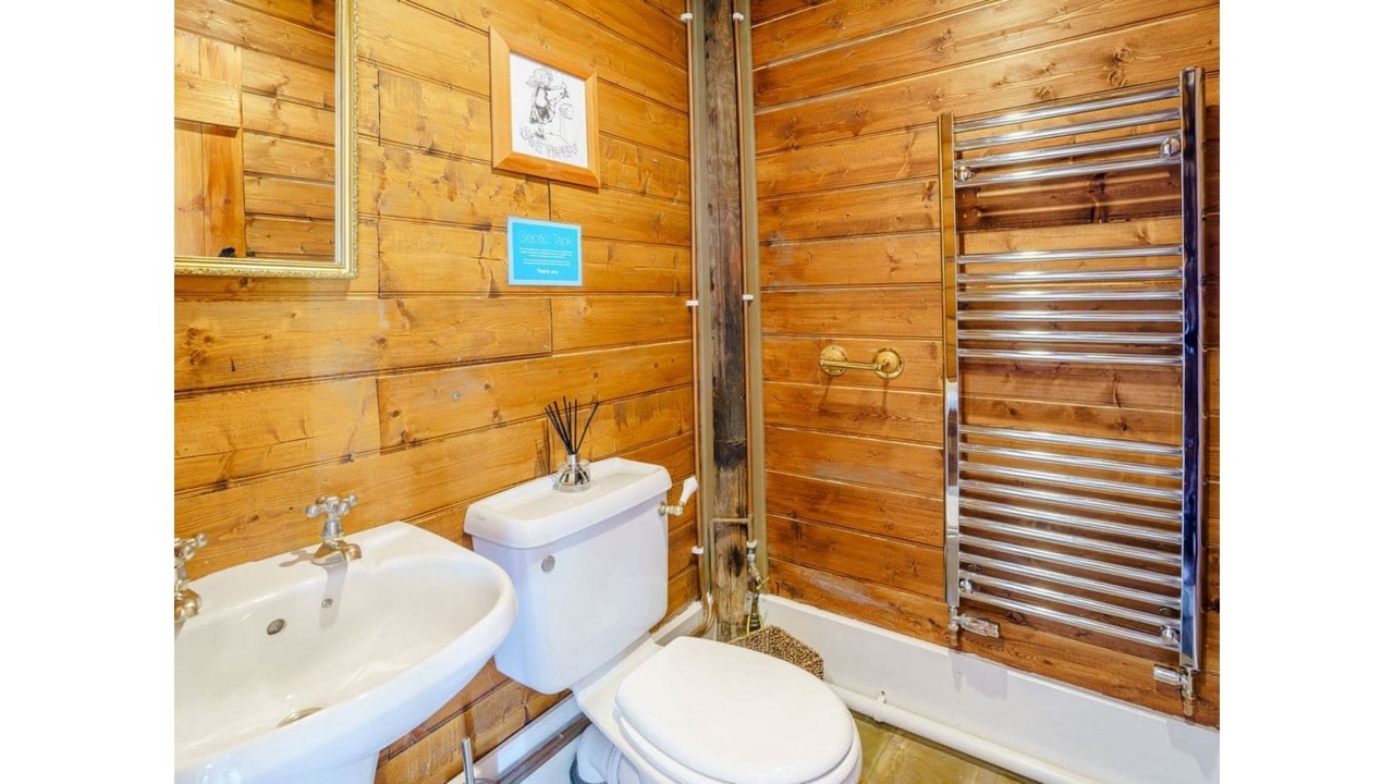 Photo of Others in Endon