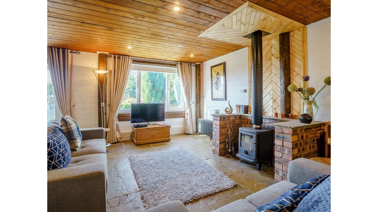 Photo of Livingroom in Endon