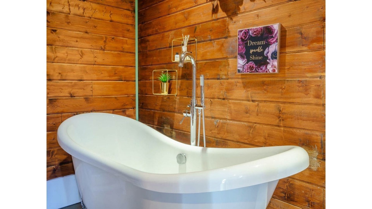 Photo of Others in Endon