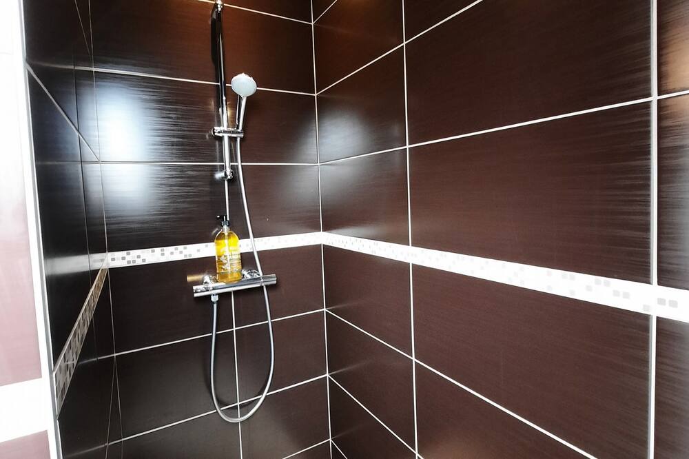 Photo of Bathroom in Baubigny