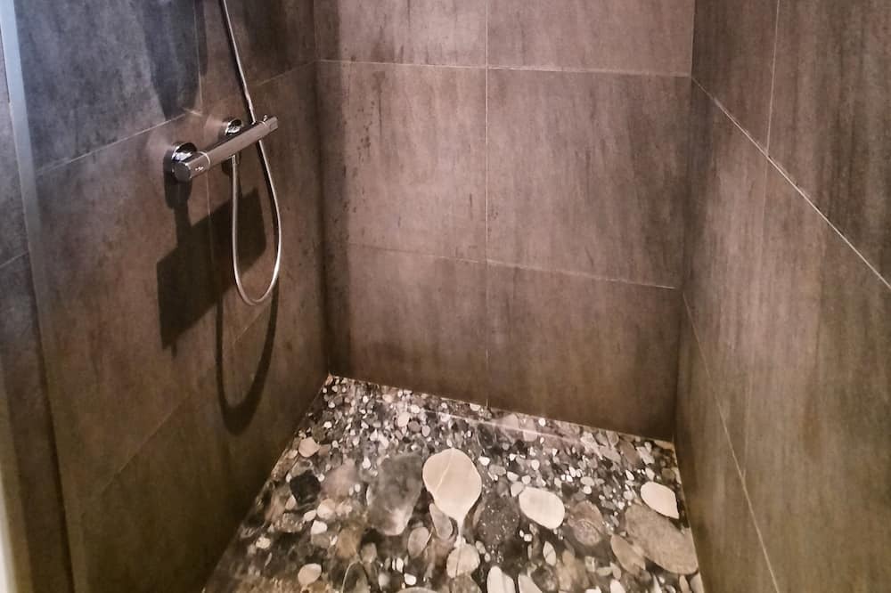 Photo of Bathroom in Baubigny