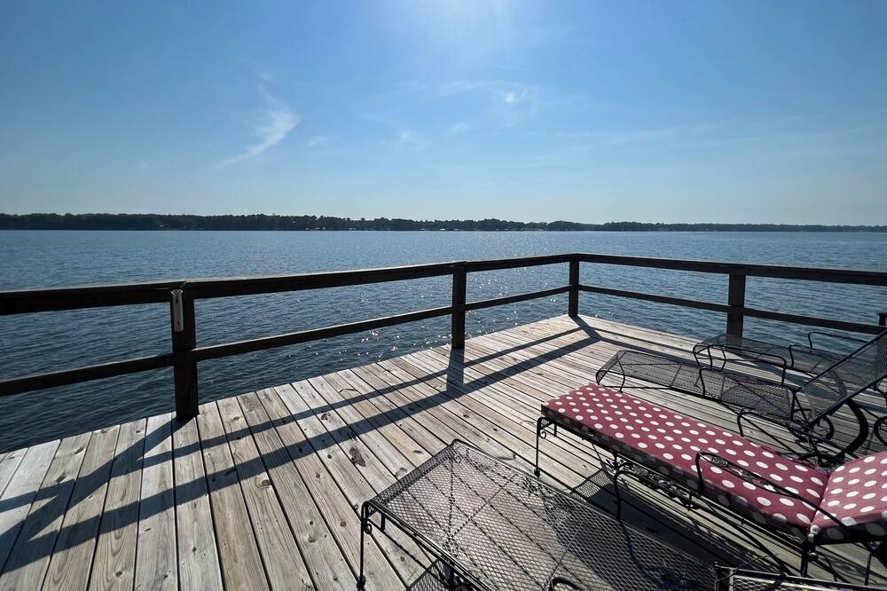 Photo of Outdoor in Cobb