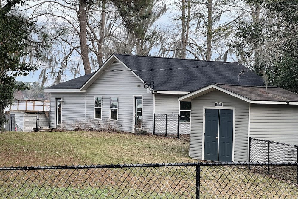 Photo of Outdoor in Cobb