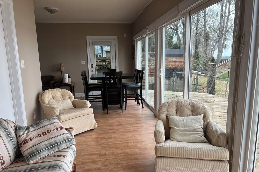 Photo of Others in Cobb