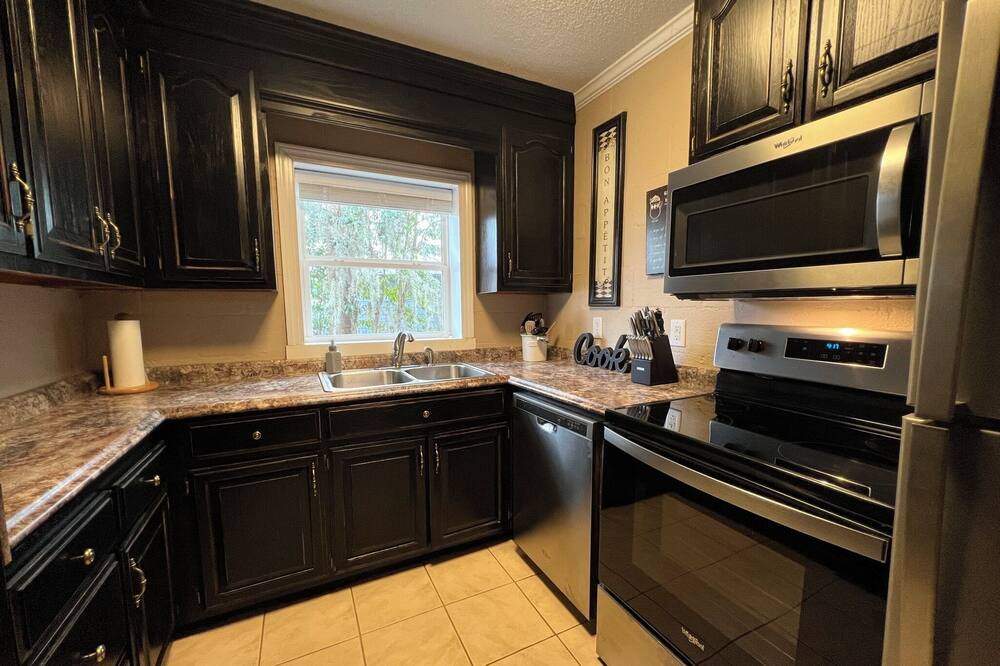 Photo of Kitchen in Cobb