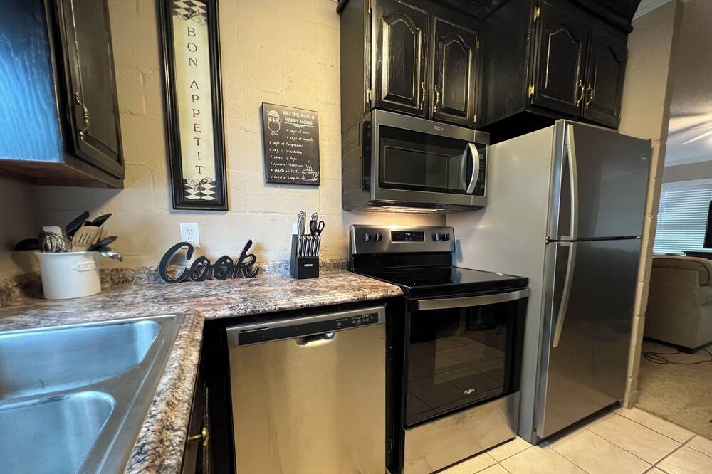 Photo of Kitchen in Cobb