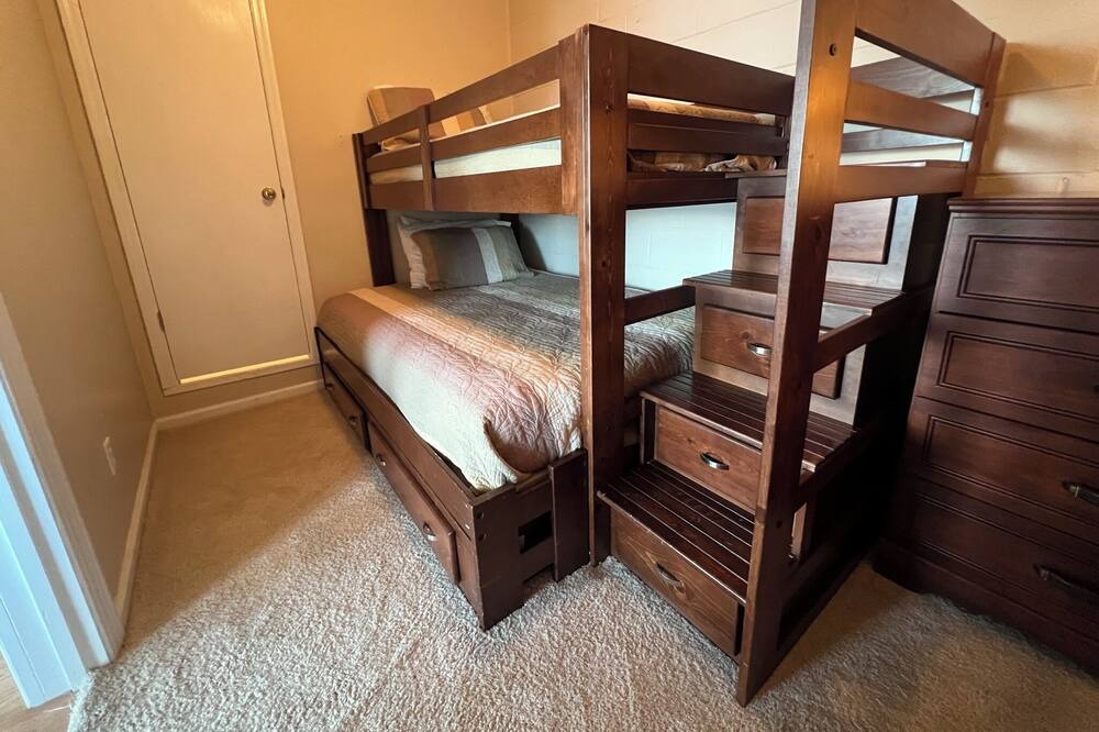 Photo of Others in Cobb