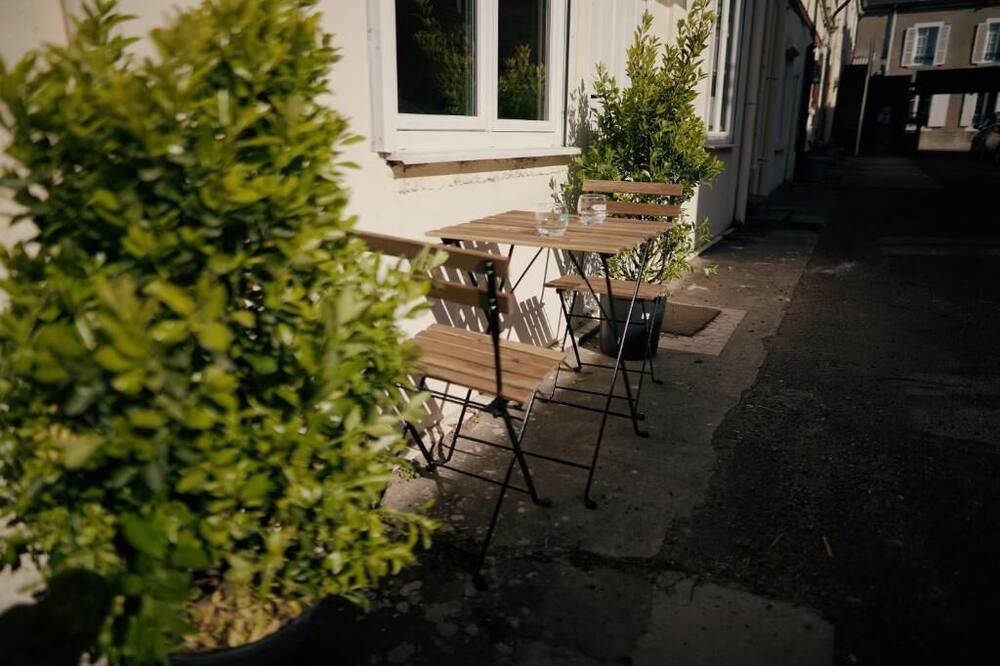 Photo of Patio Balcony in Luc-sur-Mer