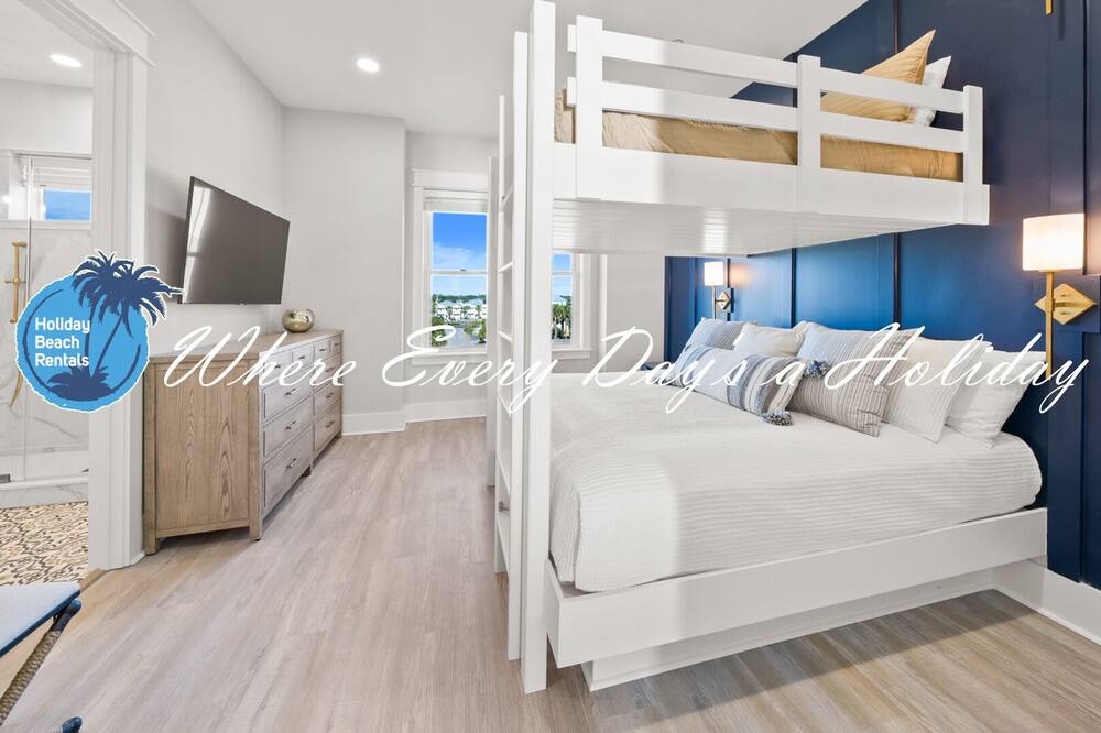 Photo of Bedroom in Crescent Beach