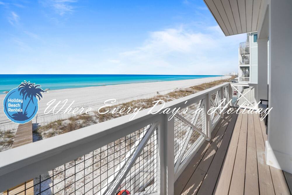 Photo of Patio Balcony in Crescent Beach