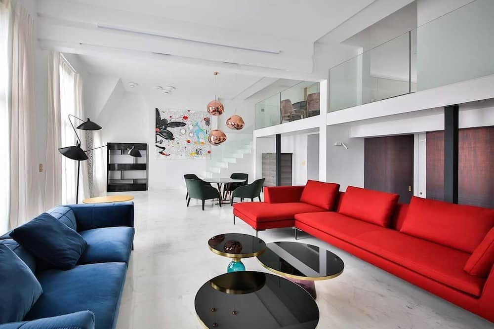 Photo of Livingroom in Quartier de l'Ecole-Militaire