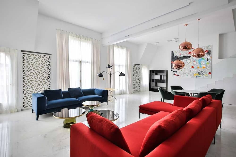 Photo of Livingroom in Quartier de l'Ecole-Militaire