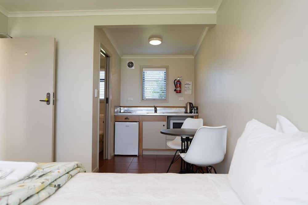 Photo of Others in Pitone