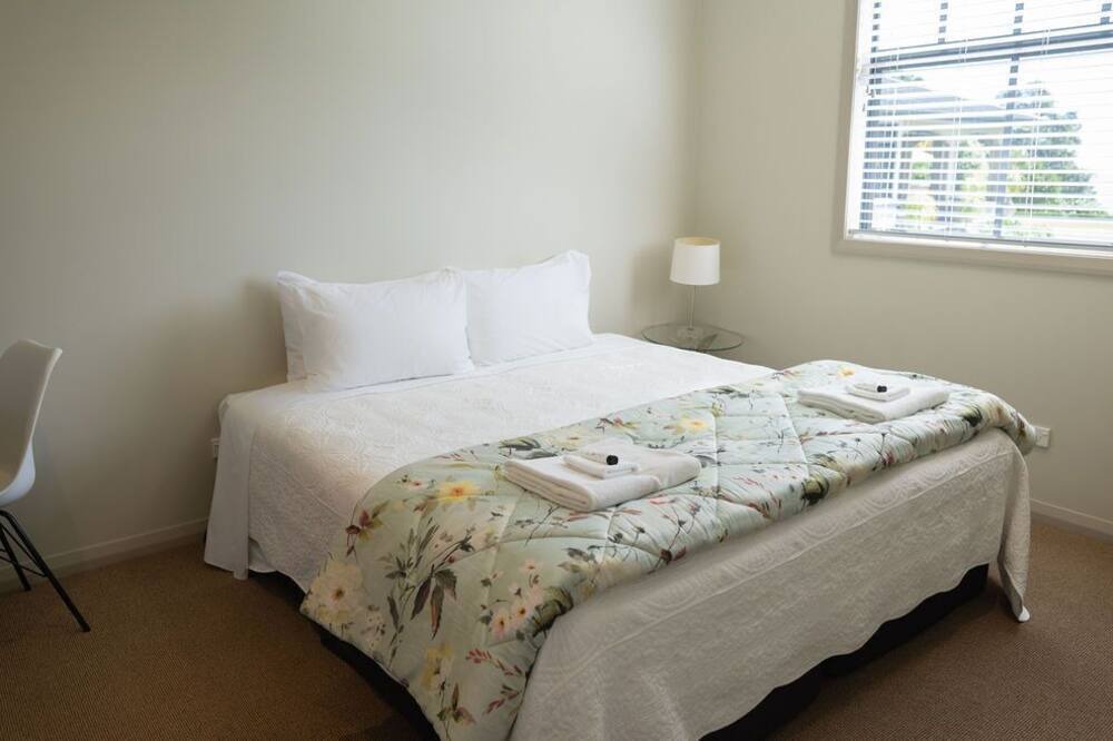 Photo of Others in Pitone