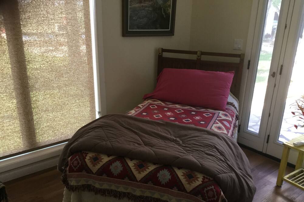 Photo of Bedroom in La Grange