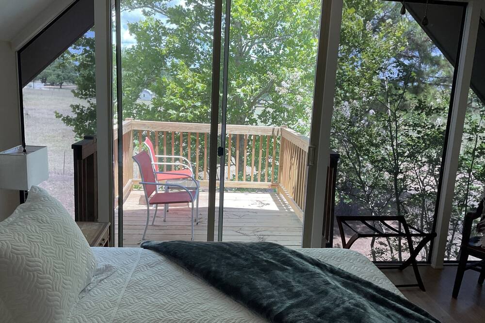 Photo of Bedroom in La Grange