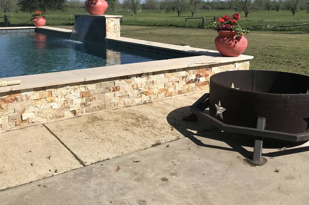 Photo of Others in La Grange