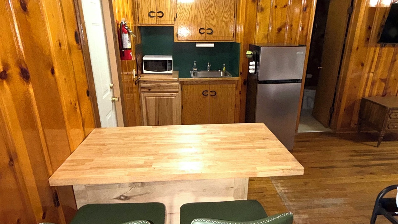 Photo of Bedroom in Red River