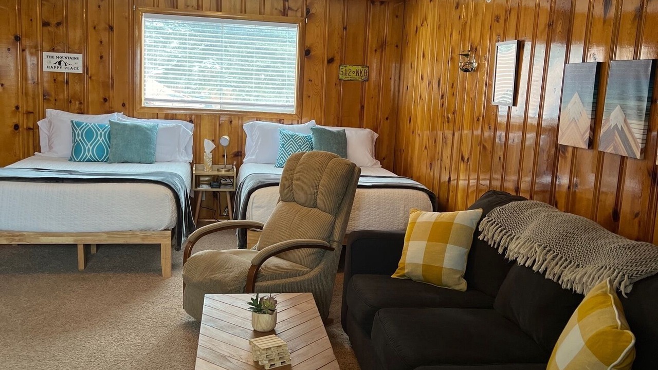 Photo of Bedroom in Red River