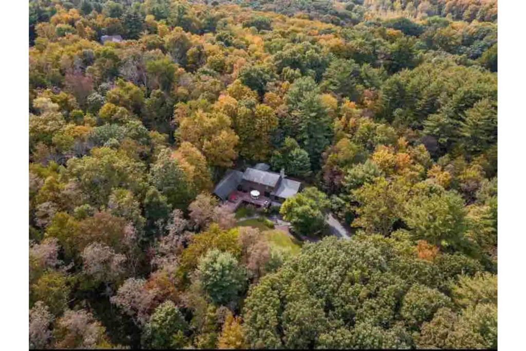 Photo of Outdoor in Pleasant Valley