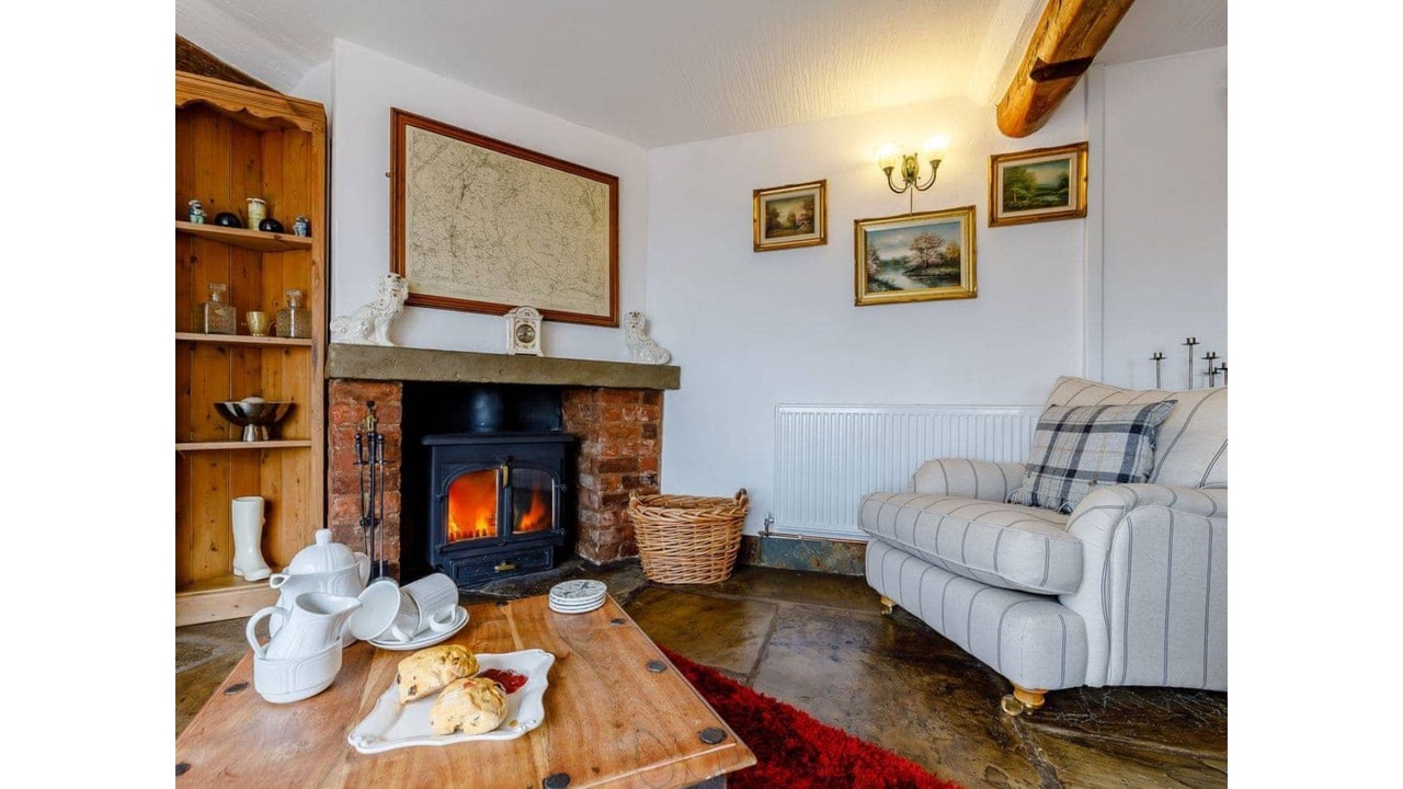 Photo of Livingroom in Endon