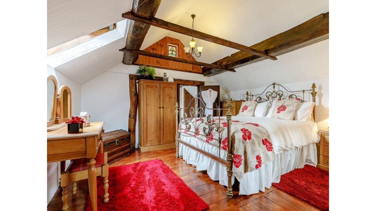 Photo of Others in Endon