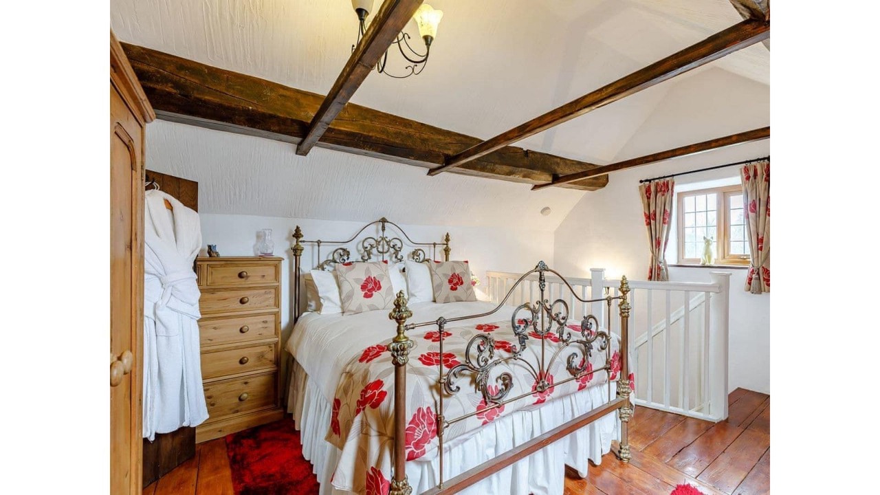 Photo of Others in Endon