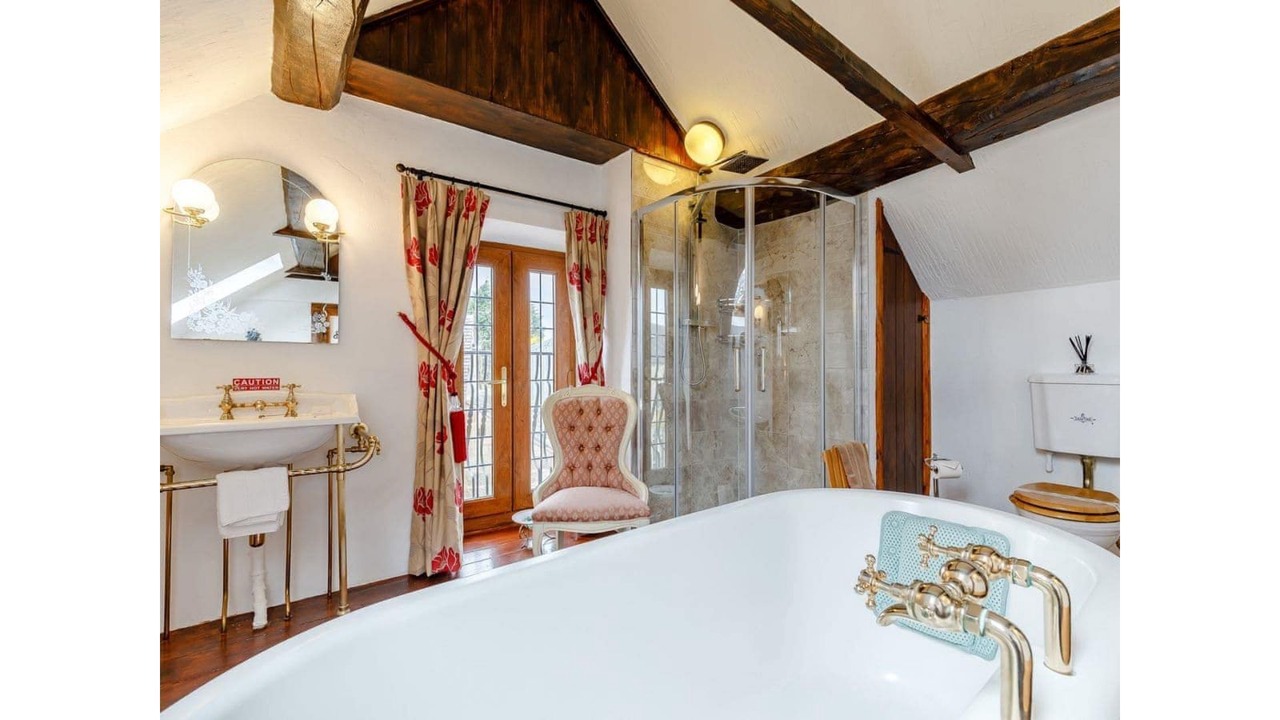 Photo of Others in Endon