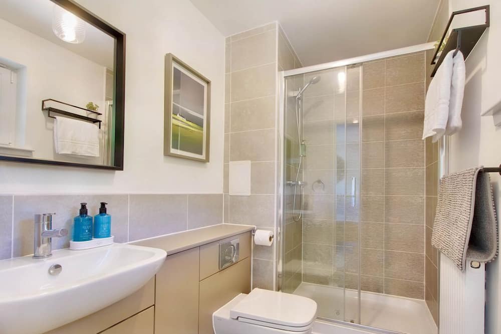 Photo of Bathroom in Skelmorlie