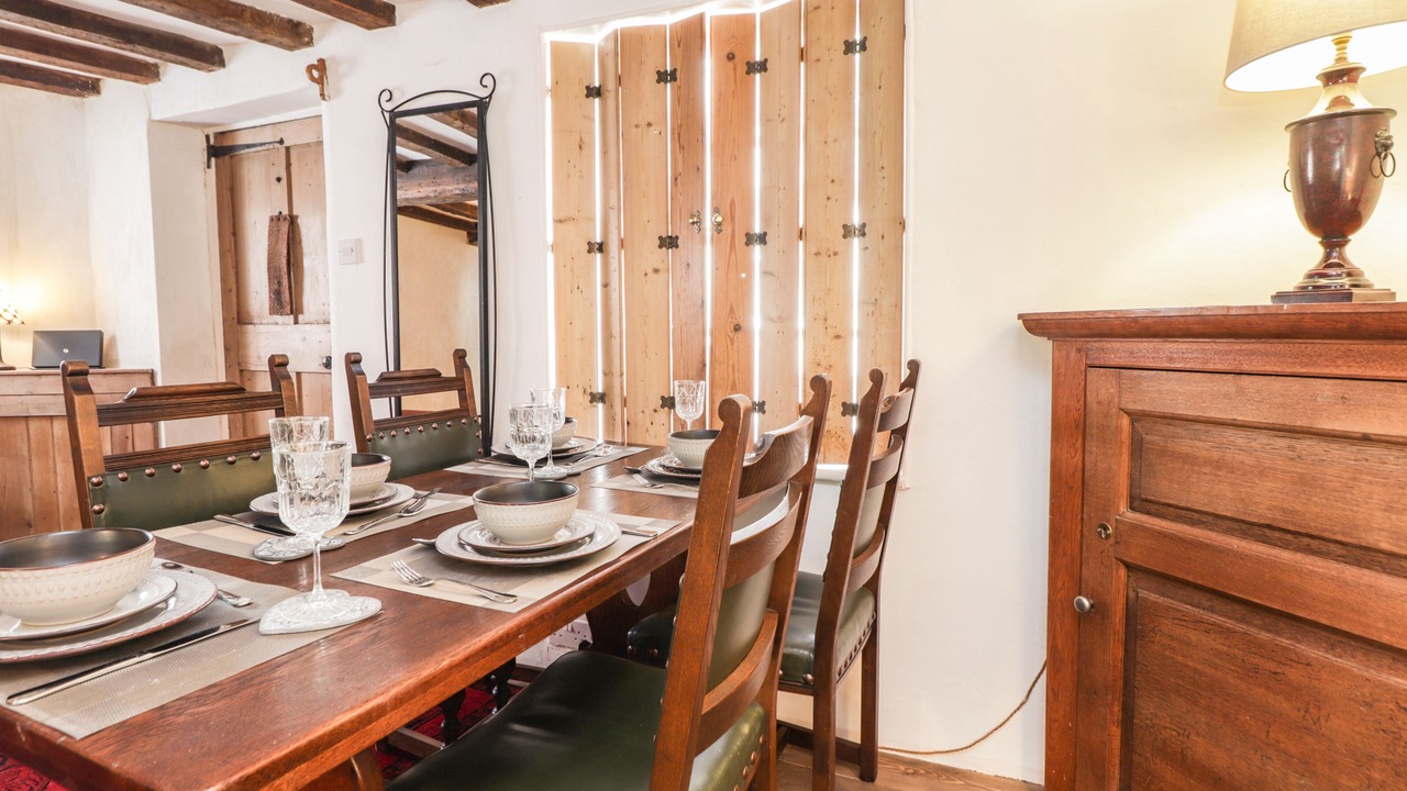 Photo of Others in Sandwich