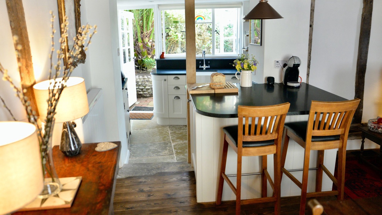 Photo of Others in Sandwich