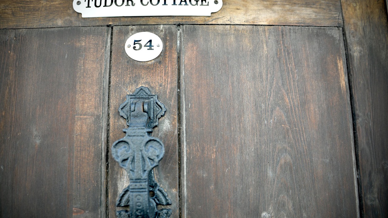 Photo of Others in Sandwich