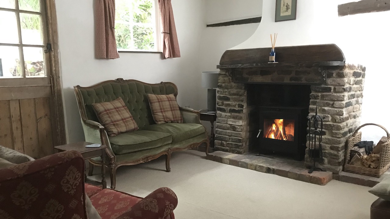 Photo of Others in Sandwich