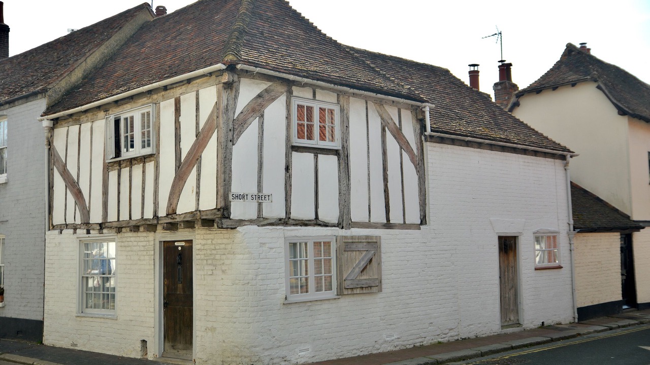 Photo of Others in Sandwich