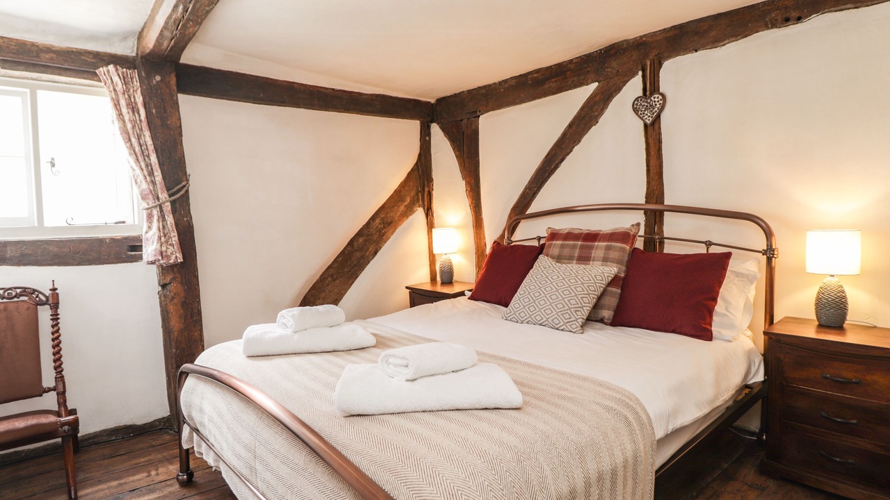 Photo of Others in Sandwich