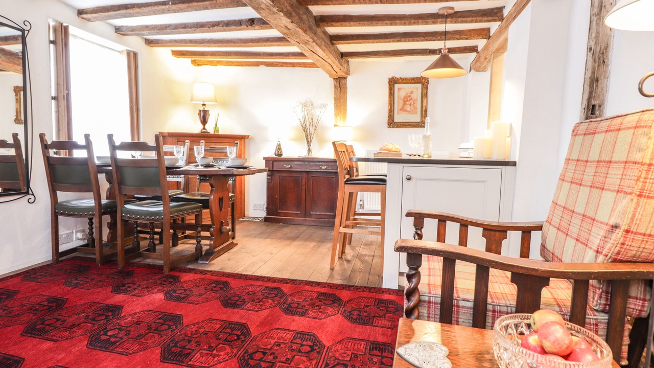 Photo of Others in Sandwich