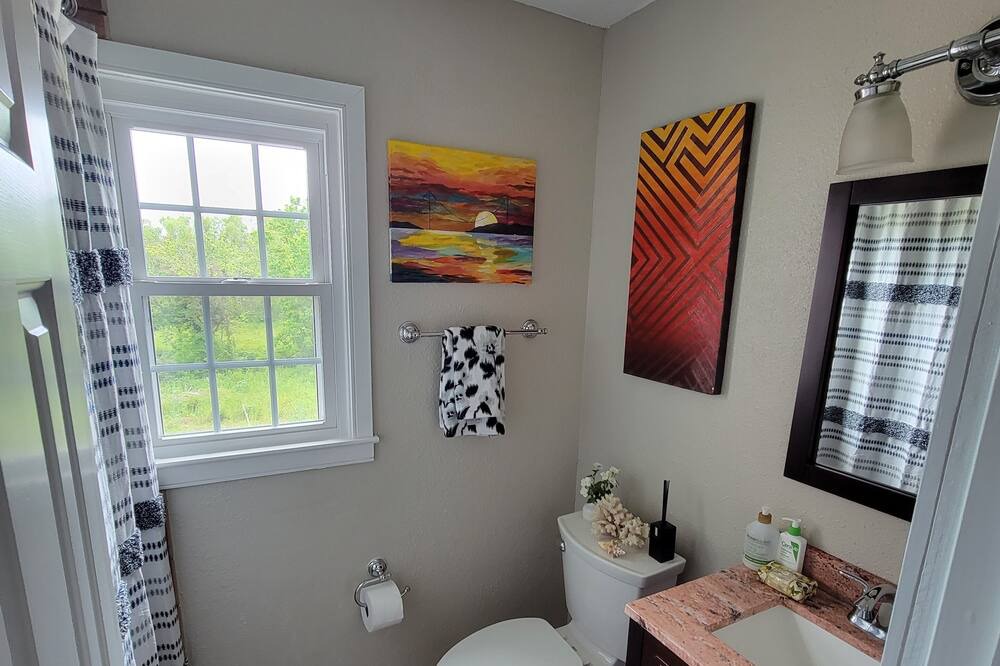 Photo of Bathroom in Madisonville