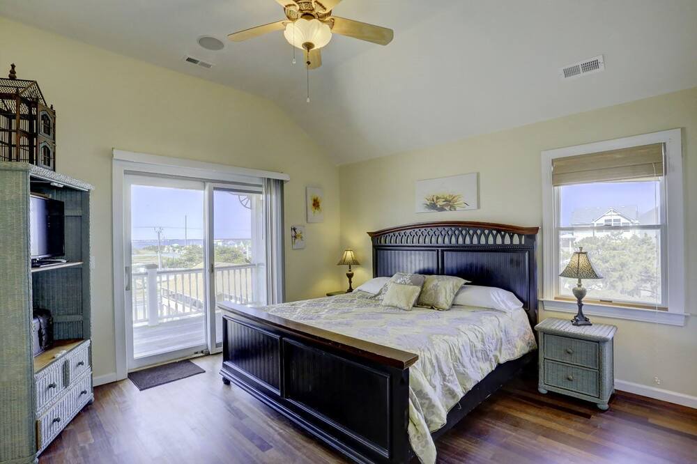 Photo of Bedroom in Nags Head