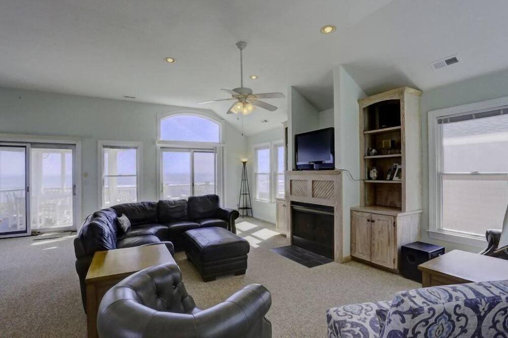 Photo of Livingroom in Nags Head